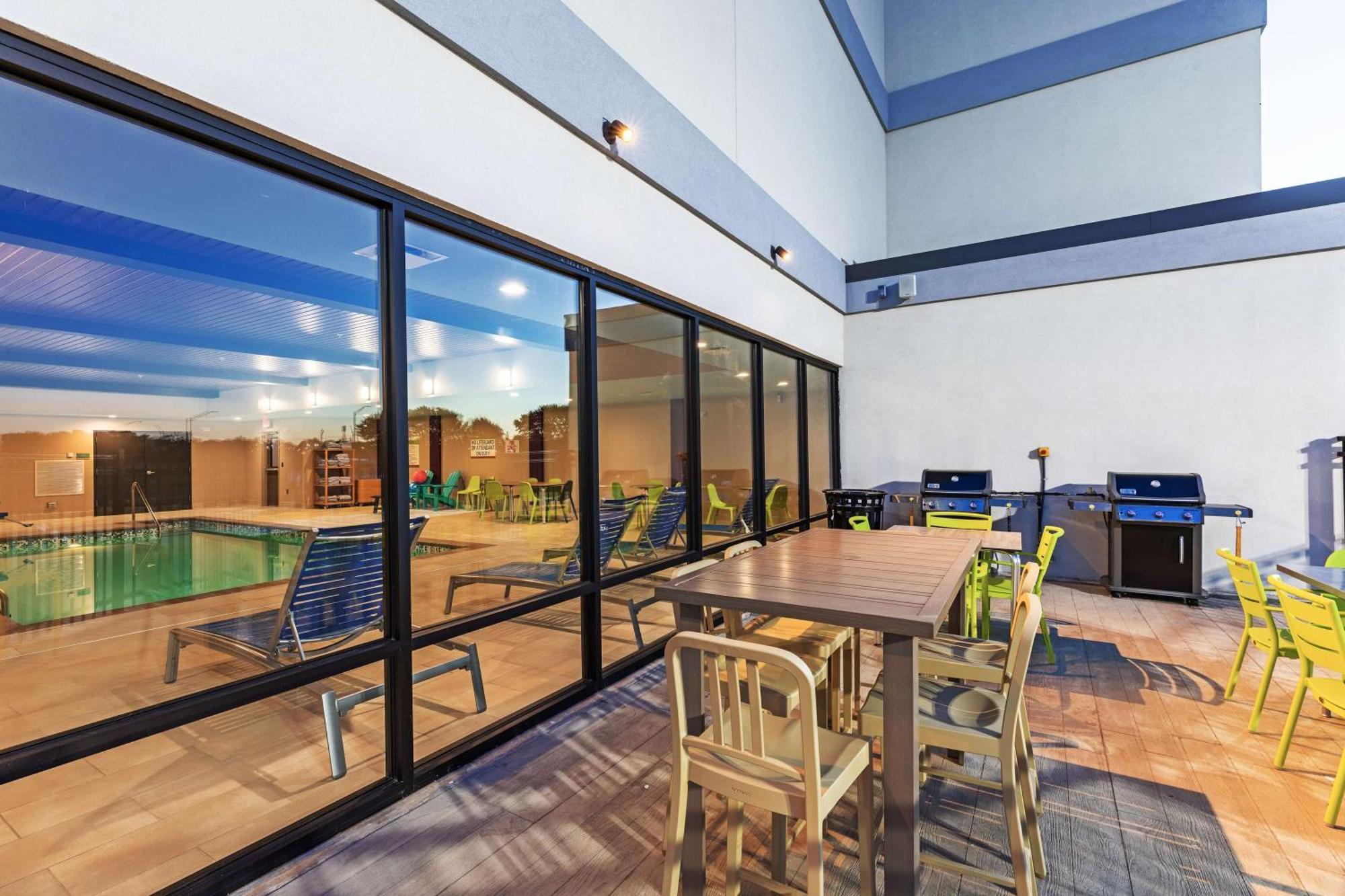 Home2 Suites By Hilton Weatherford Экстерьер фото